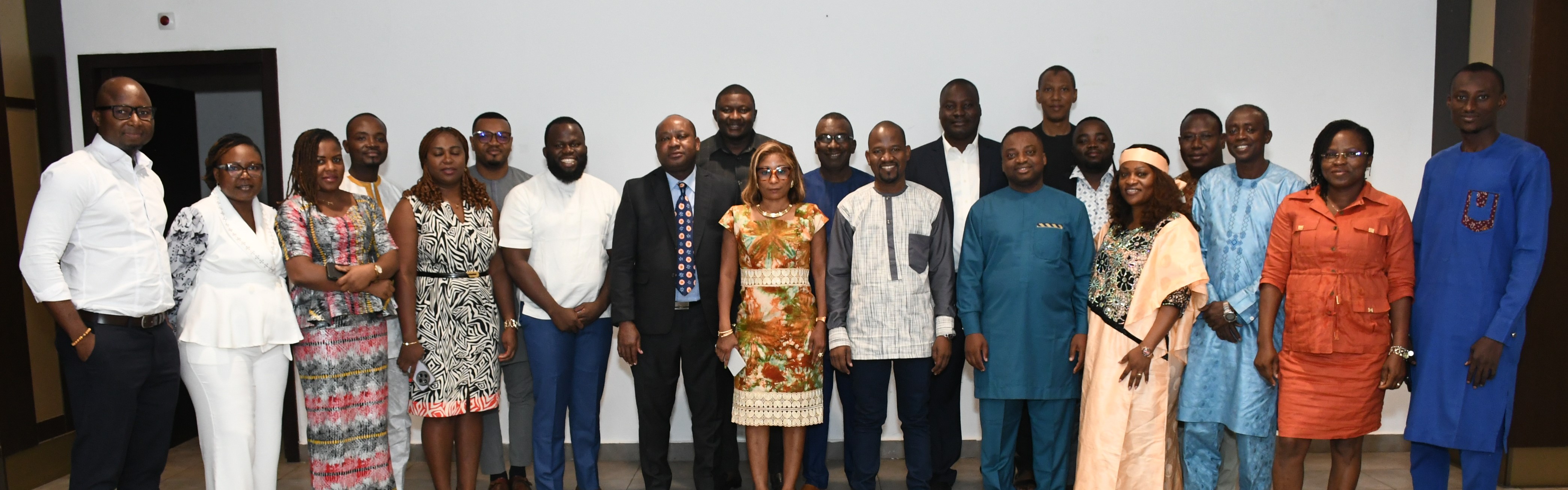Photo de groupe des participants de l'atelier