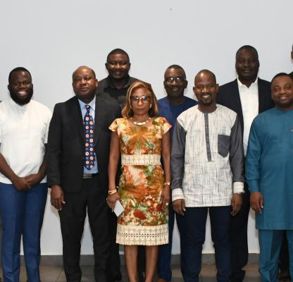 Photo de groupe des participants de l'atelier