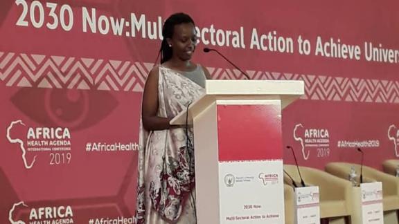 Mme Marie-Chantal RWAKAZINA, Mayer, City of Kigali (Maire de la ville de Kigali)