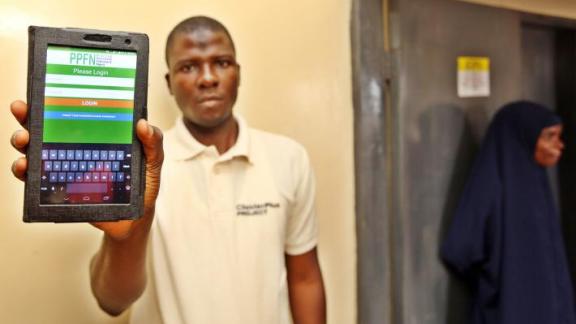 Monitoring officer with app